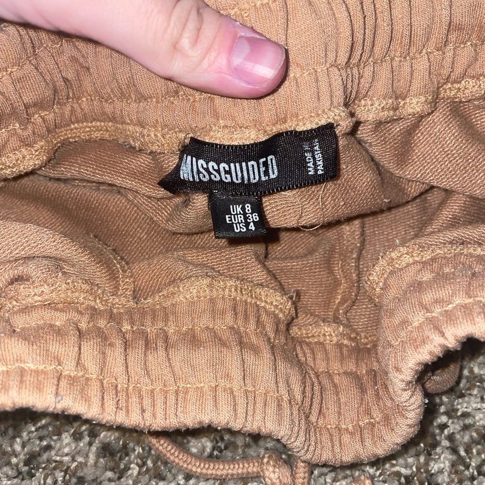 Joggers - Picture 4 of 6
